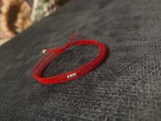 把收尾做成活扣了，戴起来更方便一点🤞～