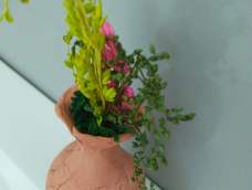 一开始看样子像陶泥，结果最后，纸黏土。