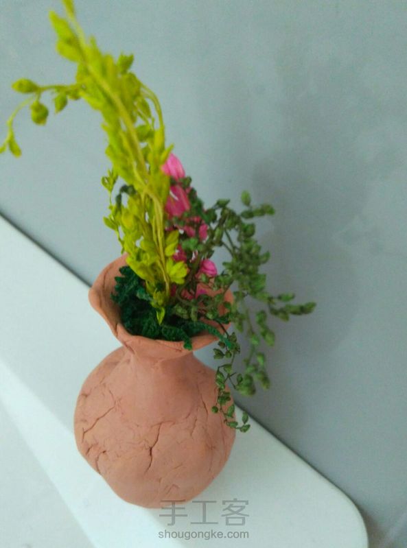 一开始看样子像陶泥，结果最后，纸黏土。