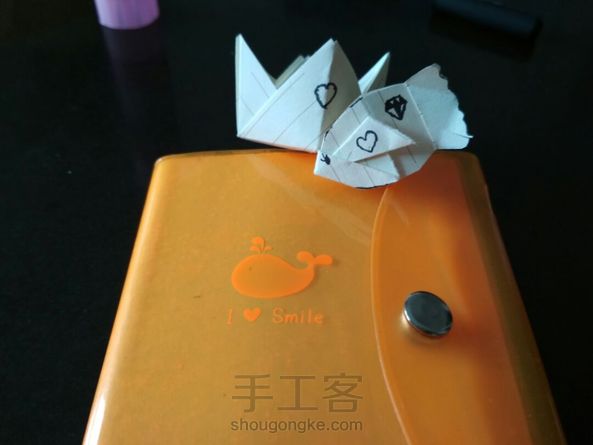 我和小鱼🐠，和皇冠👑书签