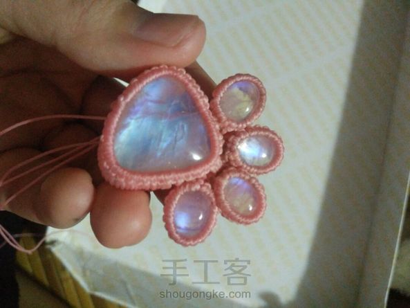 谢谢老师的教程！
线被我弄脏了一点，边边上那一圈线也没编，不知道及格不？