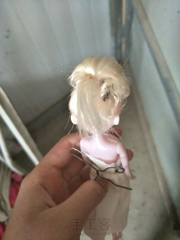 去姥姥家，照教程给表妹的娃娃，盘了个头发。有点丑 第5张