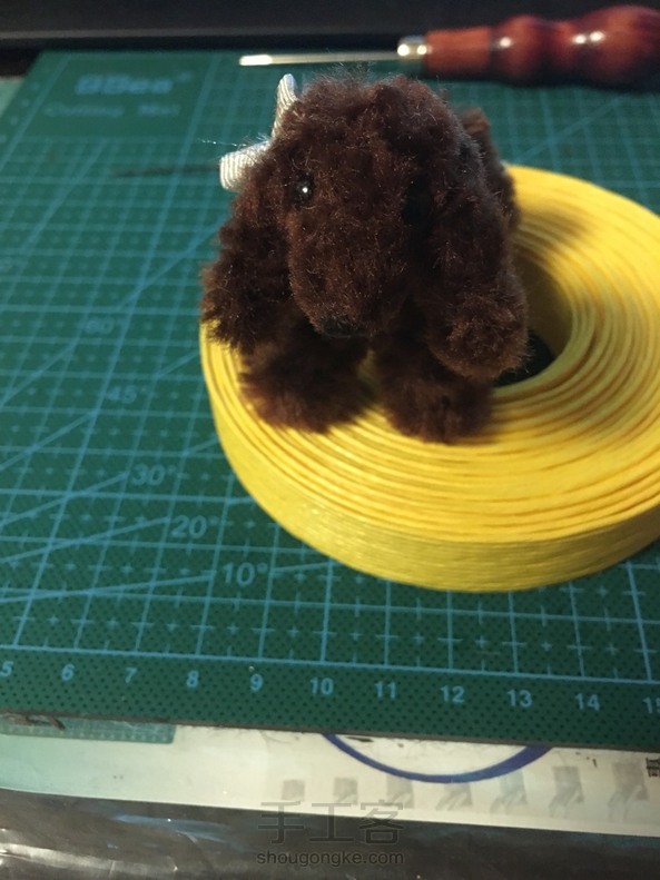 第一次玩扭扭棒，很有趣，就是做得不太好。(￣∇￣)