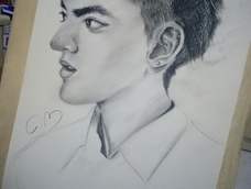 求大神指点，急急急！画出了一个黄子韬