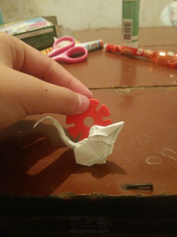 用雪花片和硬币来比较一下。 第3张