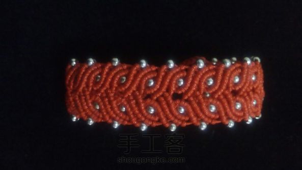 线有点不够了，只好用四股辫编一部分做结尾了…