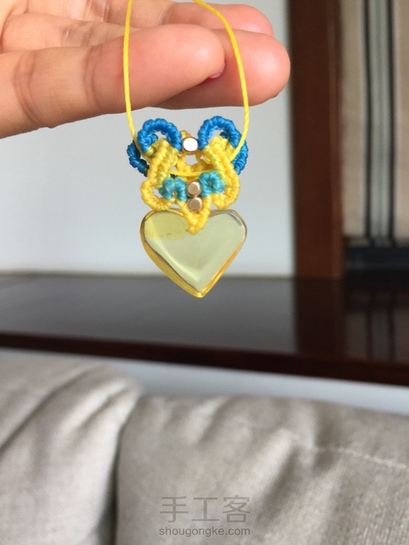 总感觉哪儿不对劲，这两天不行啊，编的东西都好打击信心，不开心😔。