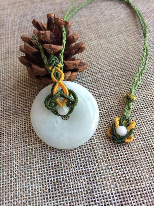 #原创#秋实翡翠平安扣
原以为没人喜欢，结果还是有小伙伴找教程的。教程已做好，欢迎小伙伴收藏😘 第1张