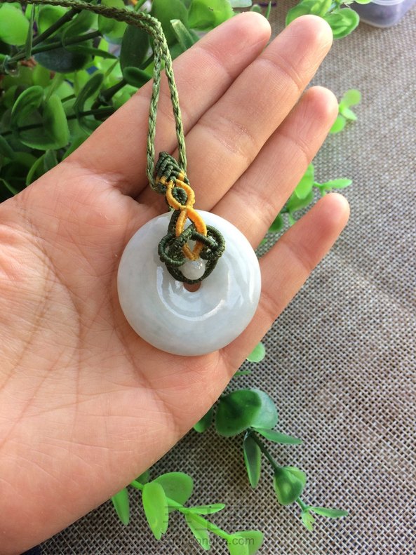 #原创#秋实翡翠平安扣
原以为没人喜欢，结果还是有小伙伴找教程的。教程已做好，欢迎小伙伴收藏😘 第4张