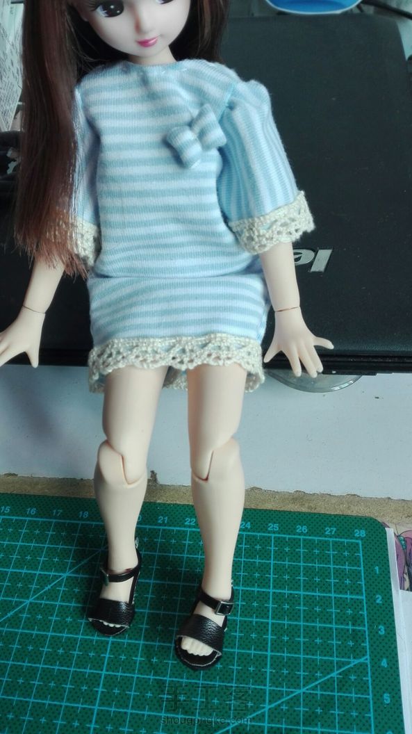 给小女儿做的娃鞋，一双小凉鞋:-)教程好棒！ 第3张