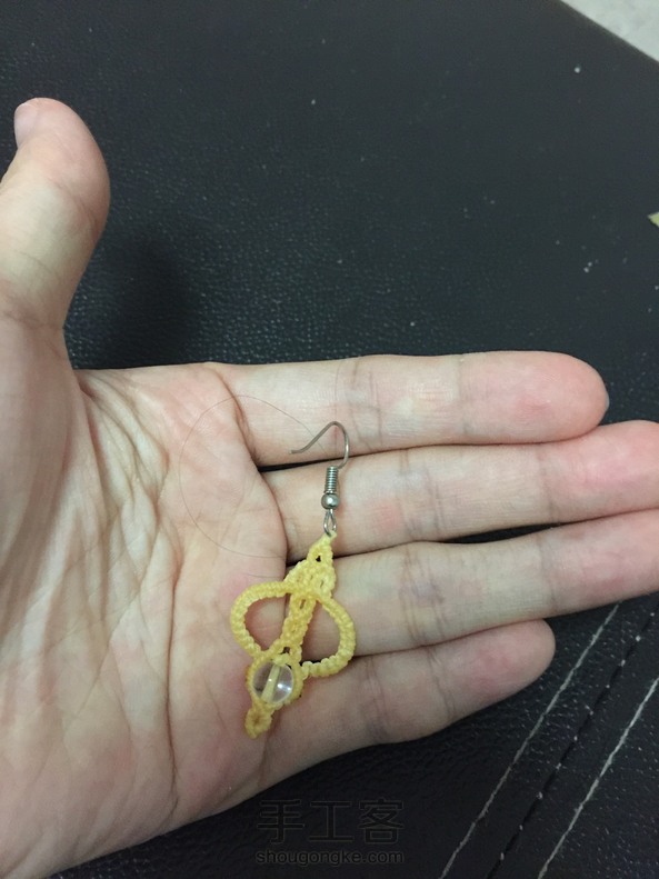 做了一个玩，不是特别好，好久没编，过过手瘾，哈哈……接下来继续偷懒