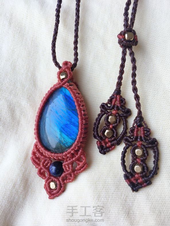 编绳真是一件愉快又美好的事情，烦恼不知不觉就抛之脑后了