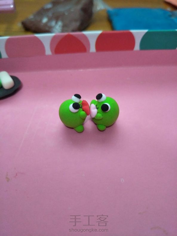 呃…背景好凌乱呀 第2张