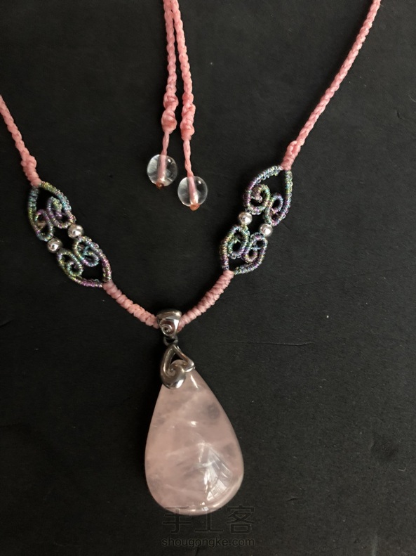 谢谢手老师的教程！编出来虽然没有手老师的精致，但这个花好配这个吊坠，感觉很漂亮， 第2张