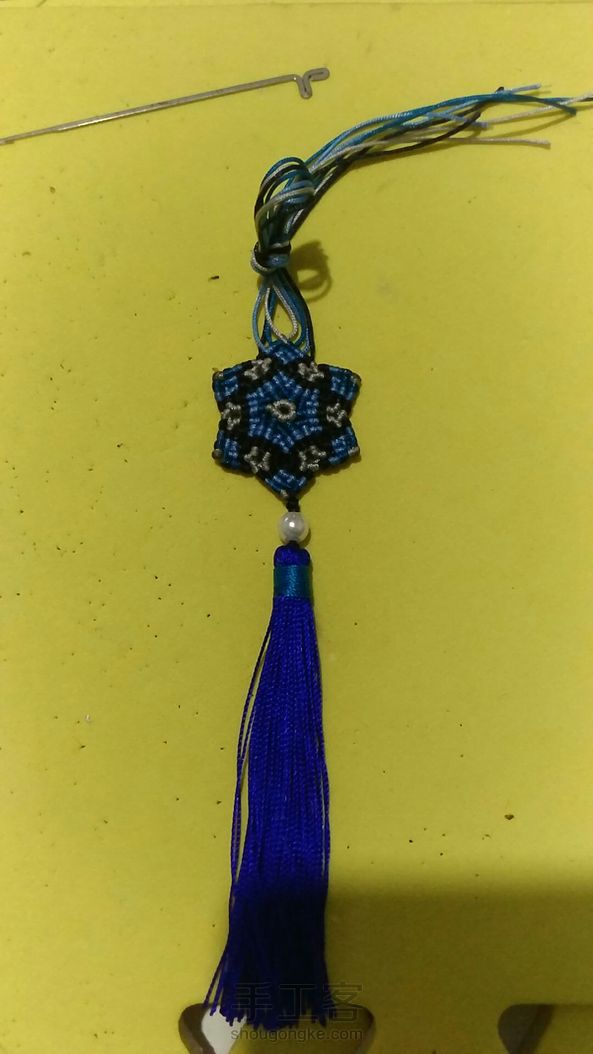 对流苏没有免疫力，耳环钩还没邮到😣😣