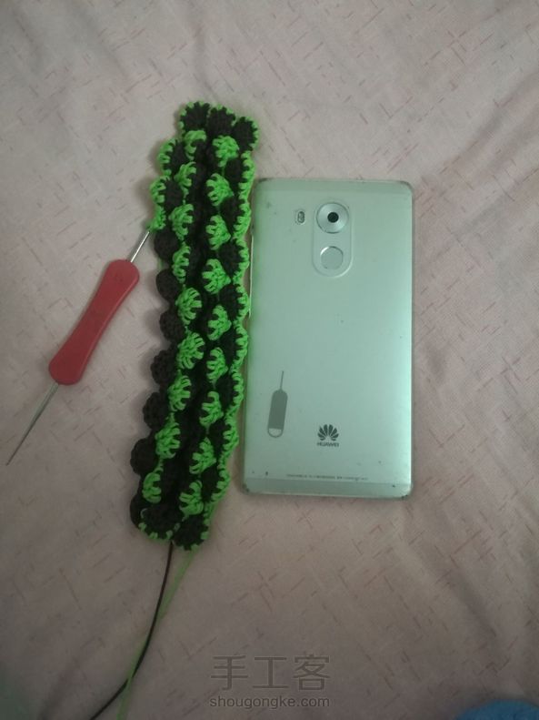 再来一个手机袋 
空心线分别2团