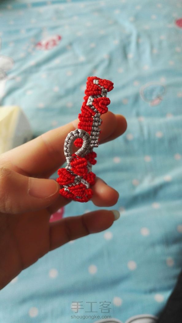 心连心手绳，迟到的情人节礼物🎁
谢谢老师的教程，您辛苦了！