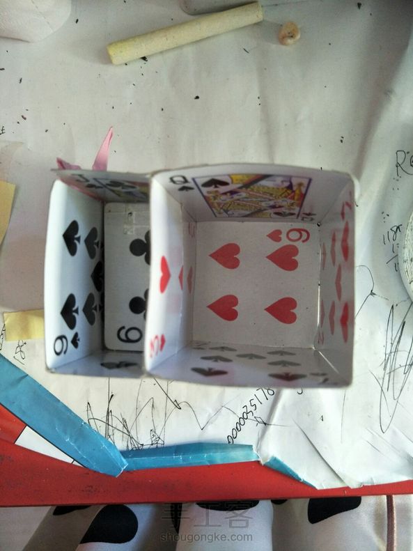 嘻嘻，我把笔筒改了些。