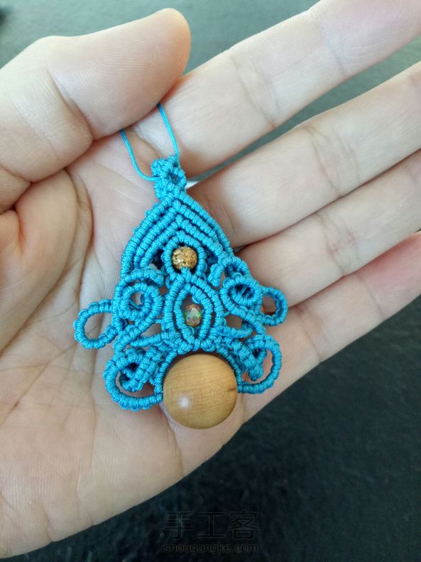 线扯短了，后面随意编了。