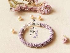 女神节新作～
紫丁香一样的颜色，丁香一样的芬芳……