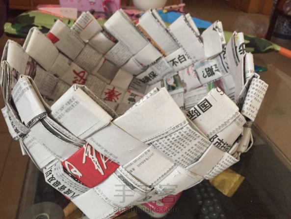 废物利用，用废报纸做的😀