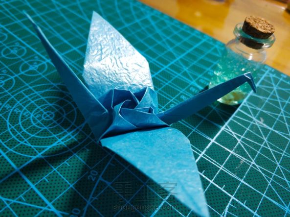 懒懒(蓝蓝)的玫瑰千纸鹤～(′゜ω。‵) 第2张
