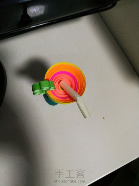 衍纸加粘土的杯子