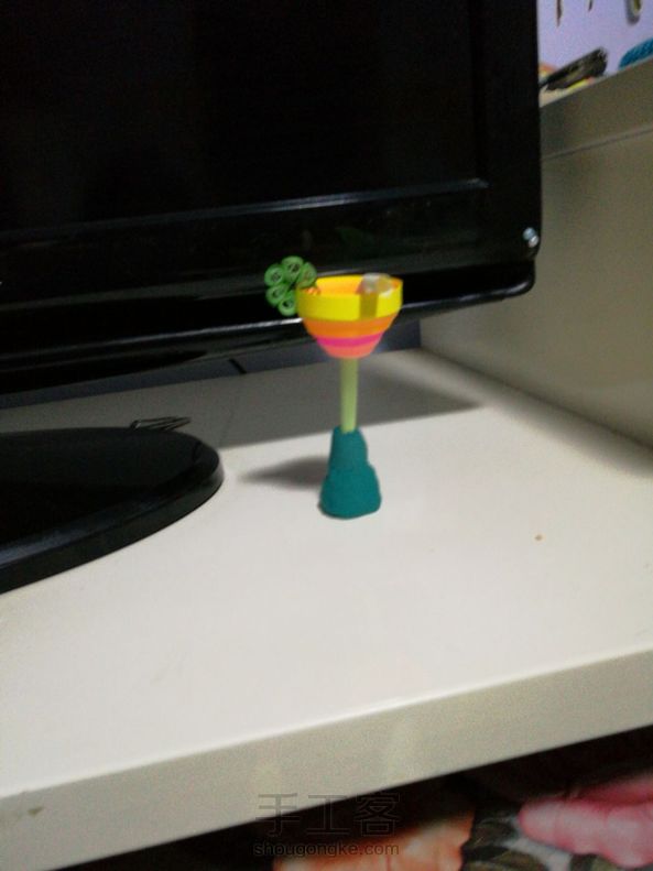 衍纸加粘土的杯子 第1张