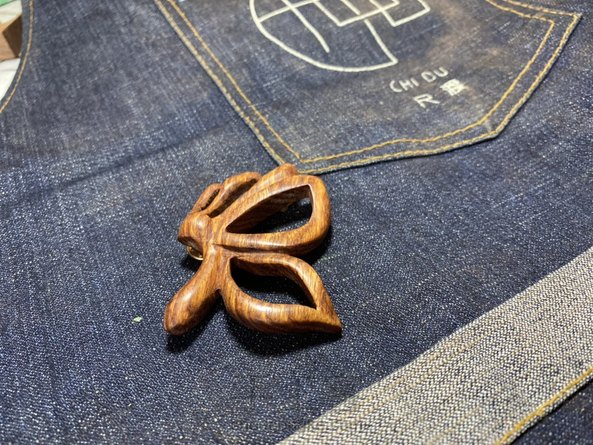 木质蝴蝶胸针 第2张