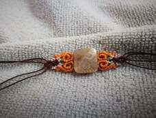 改了一点点,准备做成手链。谢谢老师的教程