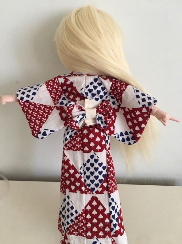 按照教程做的六分娃衣，没想到小叶罗丽30厘米的也合穿，打算再做多一套，哈哈😄 第4张