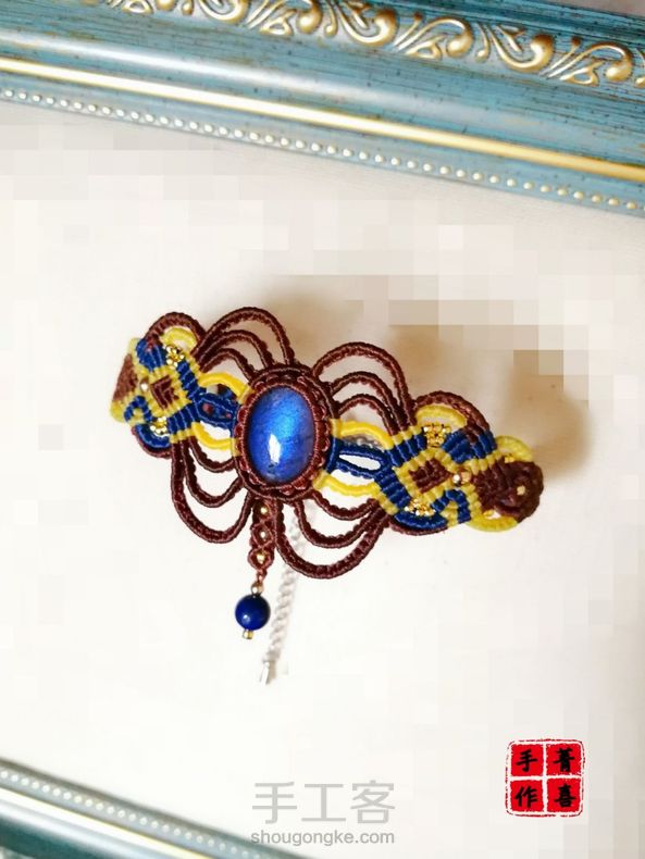 本来老师这款手链是宽版，但自己胳膊细，所以去掉了部分布线，硬着头皮做完，结果自己还算满意！👌😜😄