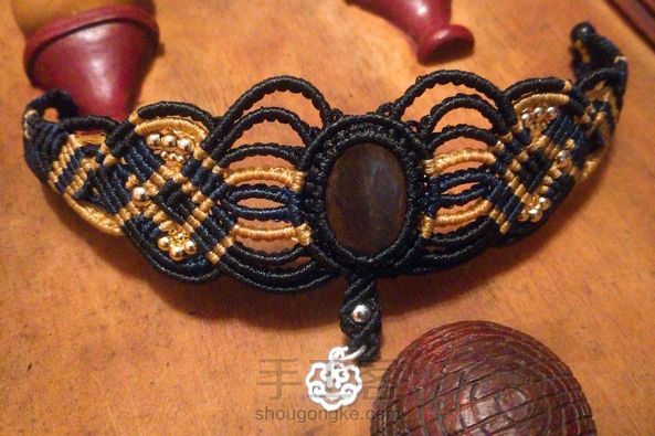 超级好看！要拍九宫格才能满足哈哈~送朋友的生日礼物，手边只有1.0的线，所以细节处理的不太好，后边也多多少少改了一点，大体是一样的，线量也差不多。感谢教程，比心！ 第5张