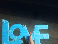 啦啦啦放了很久的泡沫板。