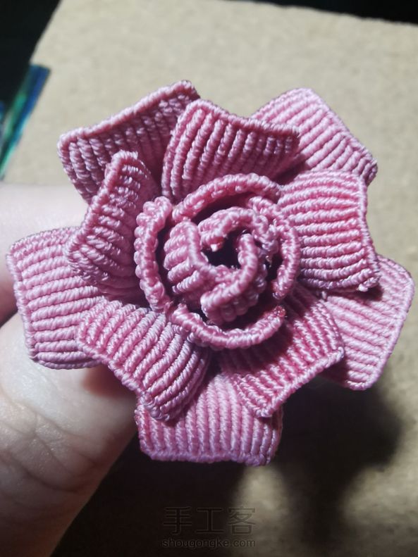 还没做叶子
超爱这个颜色
和
这个花型
感谢教程分享