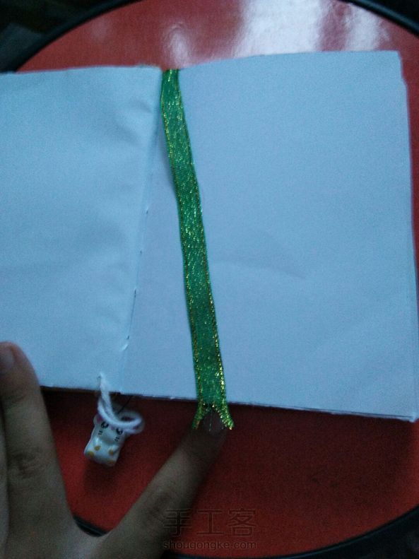 一直一来想有个手账本……

于是自己做了一个

注意关注我的动态

我下一个教程：手账本の素材
我下一个教程：手账本の素材
我下一个教程：手账本の素材
重要的事情说三遍哈哈哈……
(你教程里说了)
额 …… 咳咳

总之，关注我动态就对了
我的素材可是很棒棒的哟