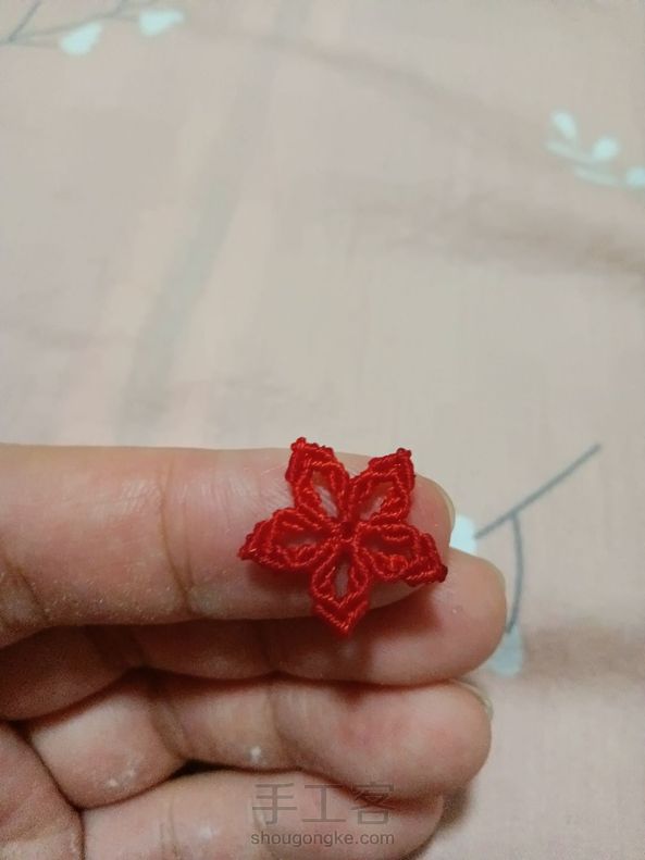 花心不太一样，我用了15根，13cm的线。