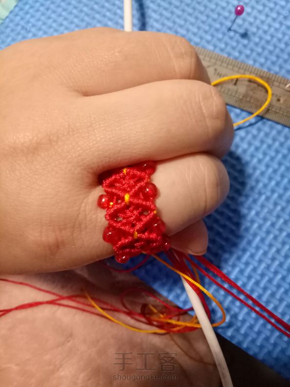 多谢老师的教程，加了一点珠子，手机链变手链，变戒指💍了…呵呵…