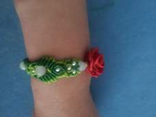 谢谢教程！红绿搭配也很好看哦～尾扣做了点调整。