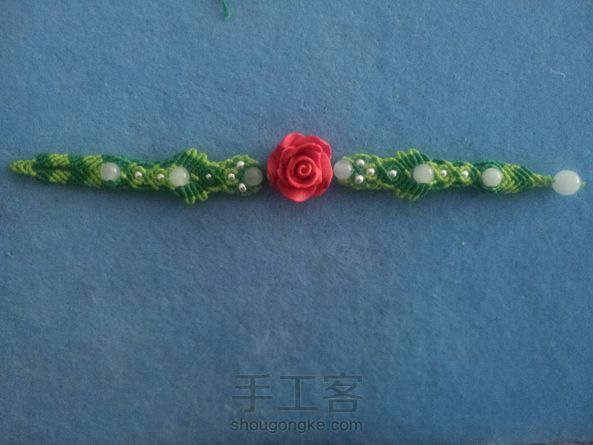 谢谢教程！红绿搭配也很好看哦～尾扣做了点调整。 第2张