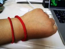 绕线火候还不够,需要学习。最后纽扣结不够线了,再编了蛇结。