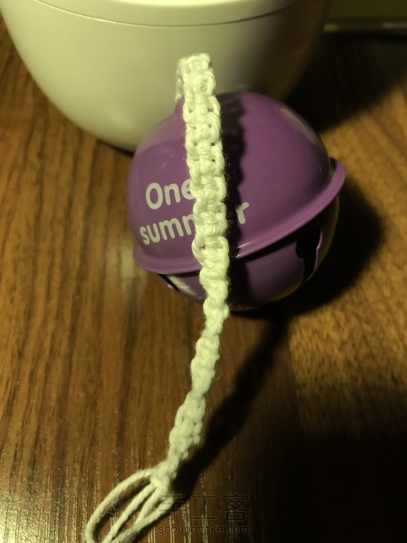 第一次编织，没有编织线，用的缝被子的棉线