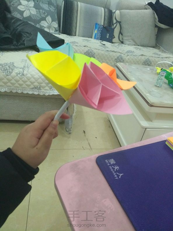 好无语，只能做成这样