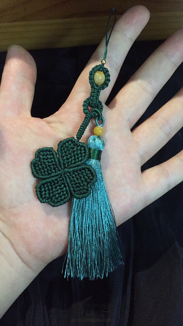 送给朋友的包挂。
谢谢老师的教程，感恩遇见手工客！