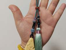 交作业
我是不是流苏又留长了？