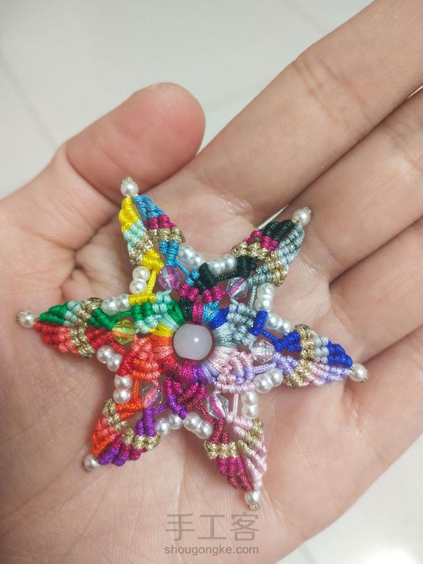 利用多余线料做的，嘿嘿，七彩花