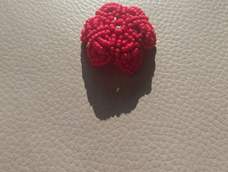 交作业喽！72号玉线做的，温馨提示：打算用72号玉线做这个花托宝宝们，60厘米那根线最好加到65厘米，要不最后有点别手😬️