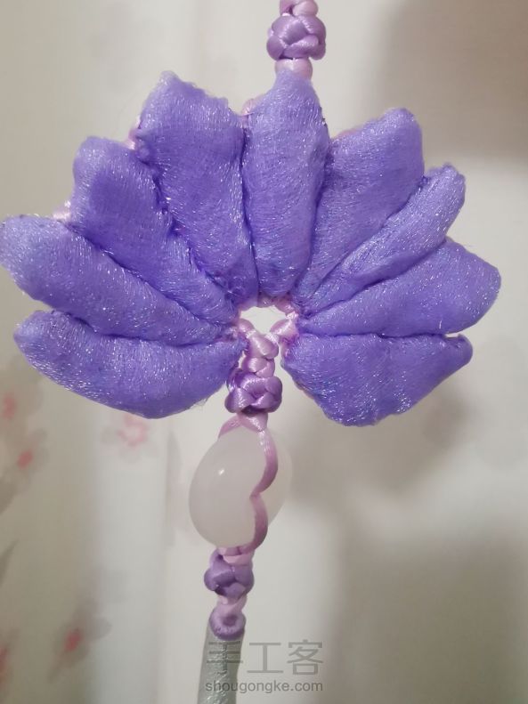云梦江shi（九瓣莲）吊坠，为了遮住背面烧痕，用紫色的纱料缝上了花瓣～一次新的尝试 第2张