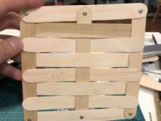 哈哈哈，加了几个螺丝。更稳了。