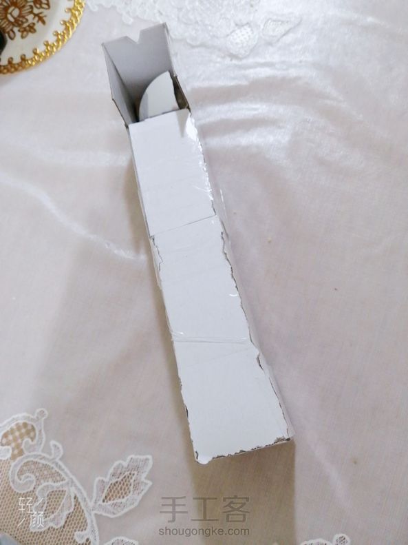 作者把详细的步骤和尺寸都写得清楚仔细，作品也很有深度，不同于普通的潜望镜，是有所创新的可以调节长度的一款，简直太好了，超级喜欢！
我跟着步骤做出来啦，事实证明作者是真的下功夫教人都，不是为了刷屏！谢谢！